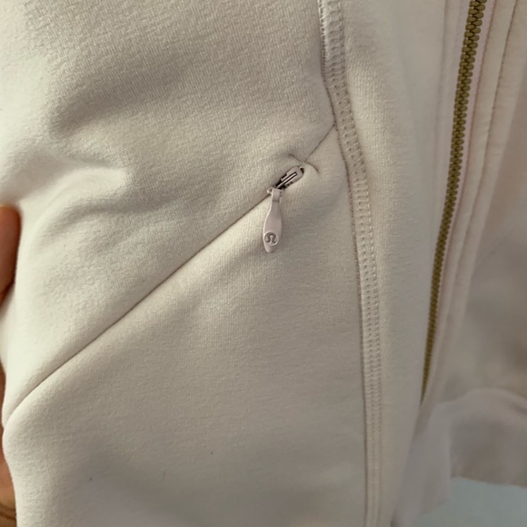 LULULEMON Warm Core Hoodie Neutral Blush - size 4 - Picture 4 of 13